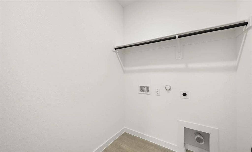 633 Tyronza Drive, Justin, TX 76247 Utility Room Representative Photo