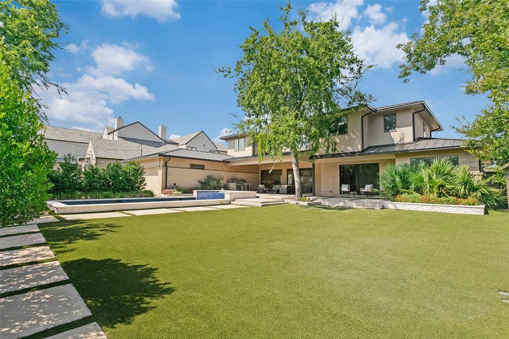 7514 Midbury Drive, Dallas, TX 75230