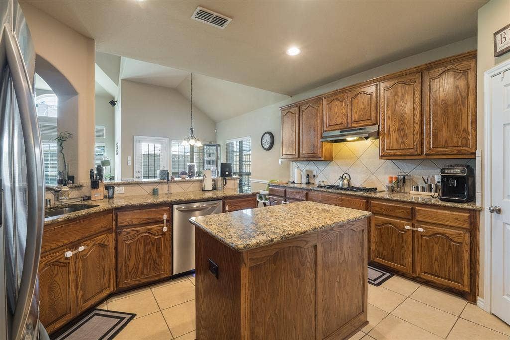 534 Windward Drive, Murphy, TX 75094 534 Windward Drive, Murphy, TX 75094