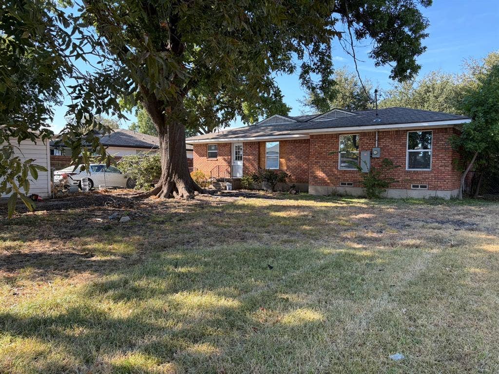 2330 Mockingbird Lane, Garland, TX 75042