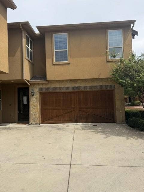 Property photo for 2660 Venice Drive, #1, Grand Prairie, TX