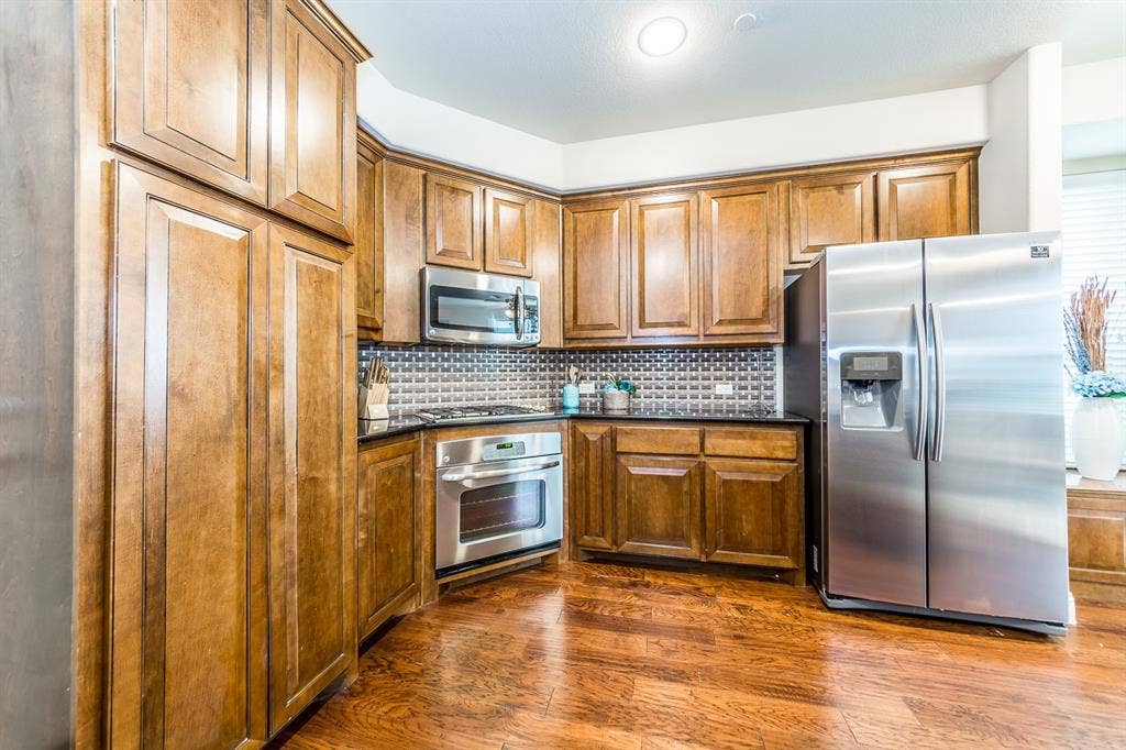 5722 Kate Avenue, Plano, TX 75024 5722 Kate Avenue, Plano, TX 75024