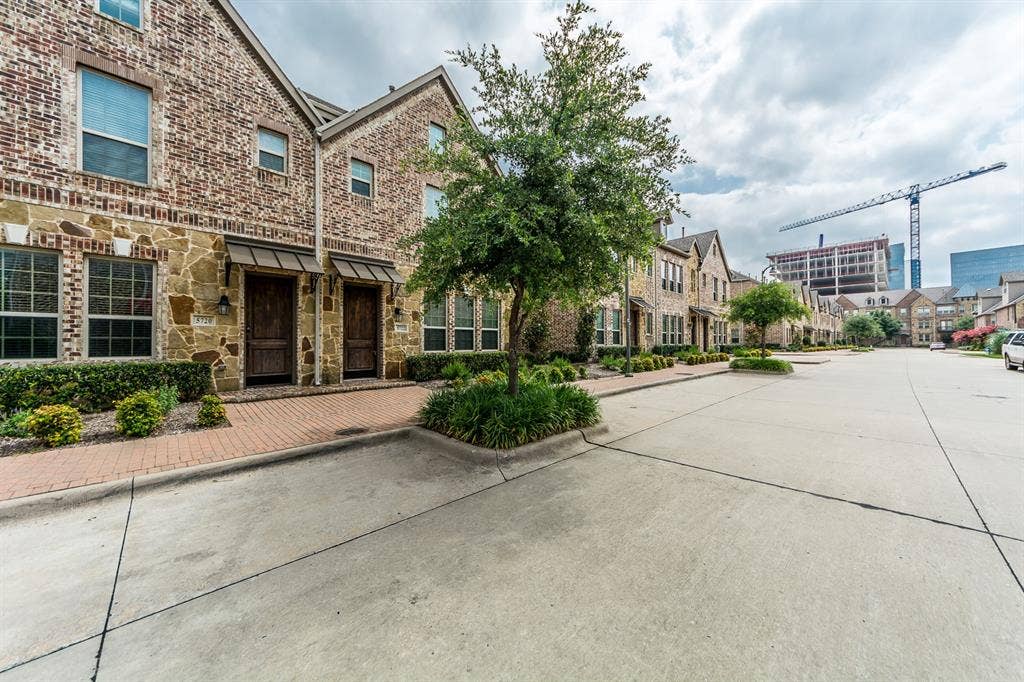 5722 Kate Avenue, Plano, TX 75024 5722 Kate Avenue, Plano, TX 75024