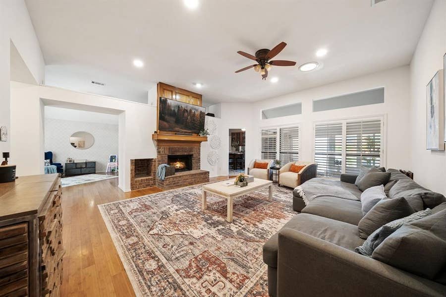 Property photo for 1633 Crosshaven Drive, Lewisville, TX