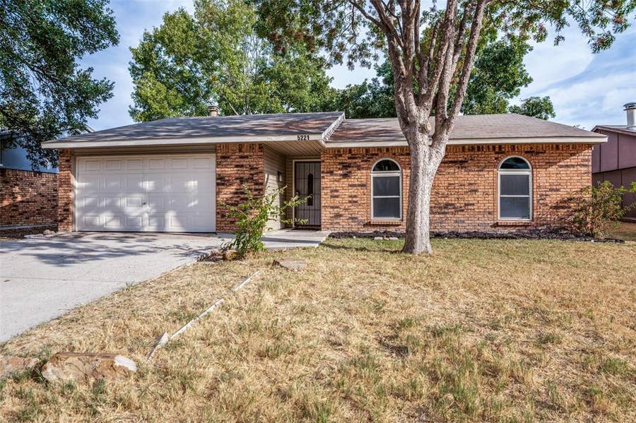 Property photo for 5221 Alpha Drive, The Colony, TX