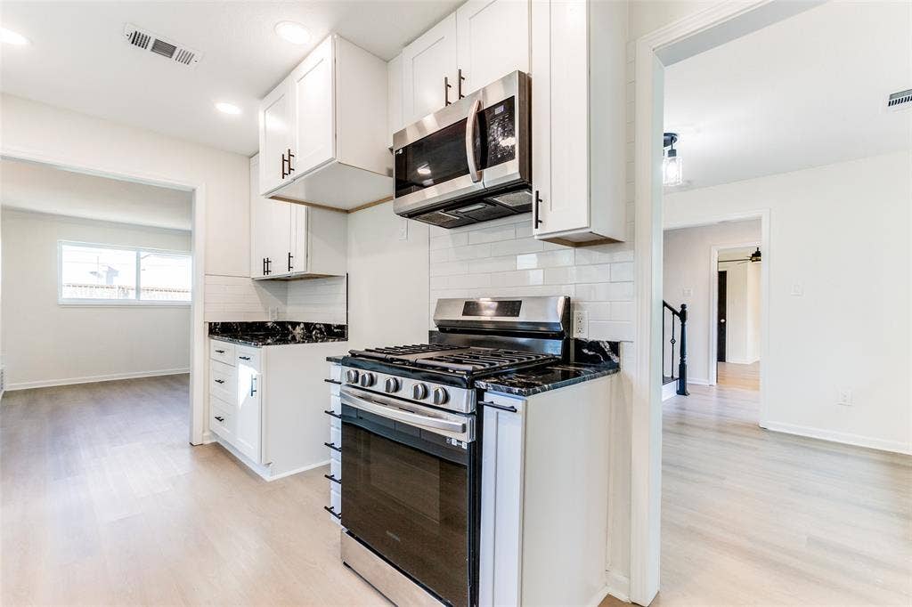 1424 Stagecoach Drive, Richardson, TX 75080 1424 Stagecoach Drive, Richardson, TX 75080