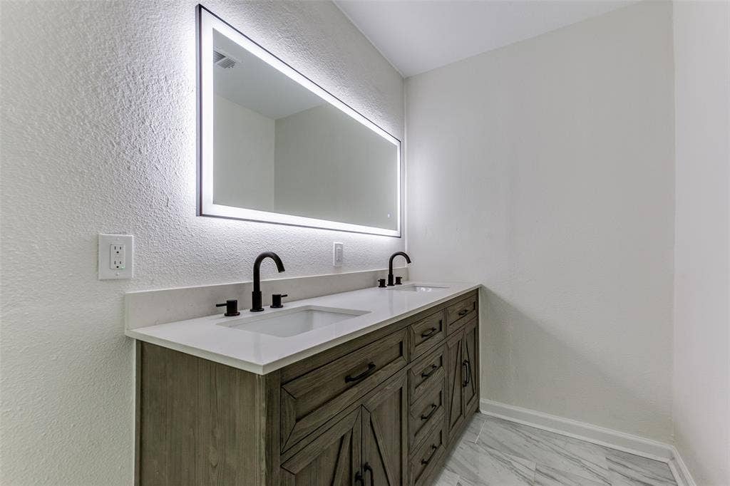 1424 Stagecoach Drive, Richardson, TX 75080 1424 Stagecoach Drive, Richardson, TX 75080