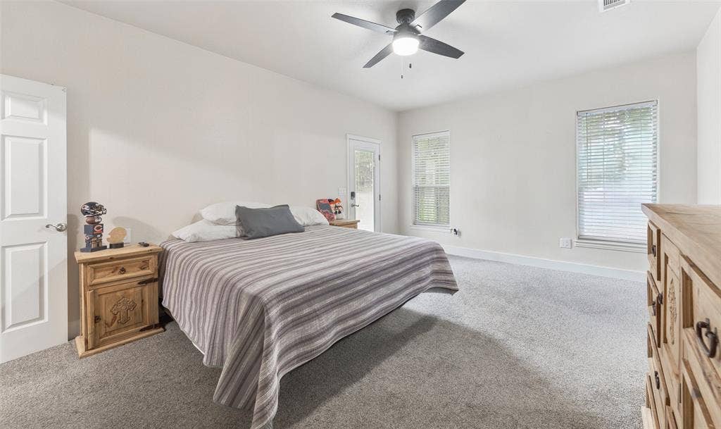 109 Enchanted Drive, Enchanted Oaks, TX 75156