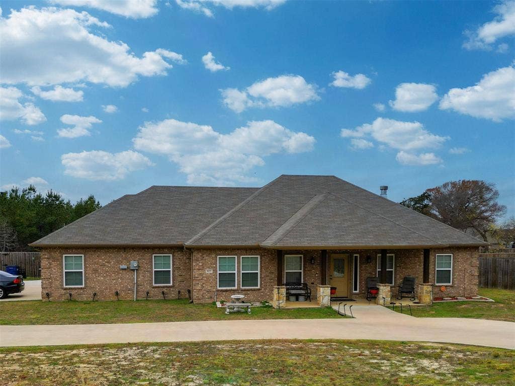 853 County Road 37, Tyler, TX 75706 853 County Road 37, Tyler, TX 75706