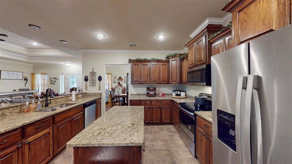 853 County Road 37, Tyler, TX 75706 853 County Road 37, Tyler, TX 75706