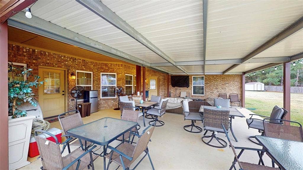 853 County Road 37, Tyler, TX 75706 853 County Road 37, Tyler, TX 75706