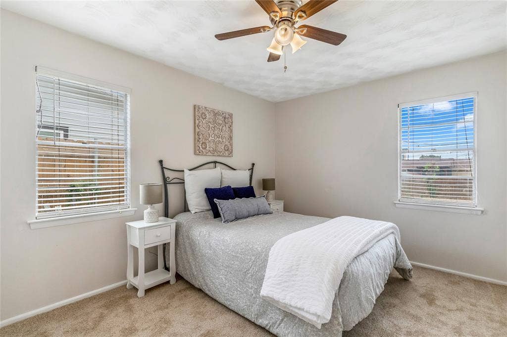 517 Aransas Drive, Euless, TX 76039 517 Aransas Drive, Euless, TX 76039