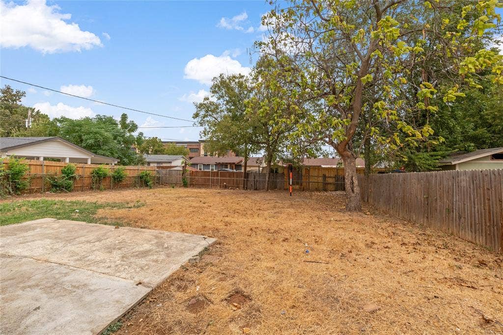 517 Aransas Drive, Euless, TX 76039 517 Aransas Drive, Euless, TX 76039