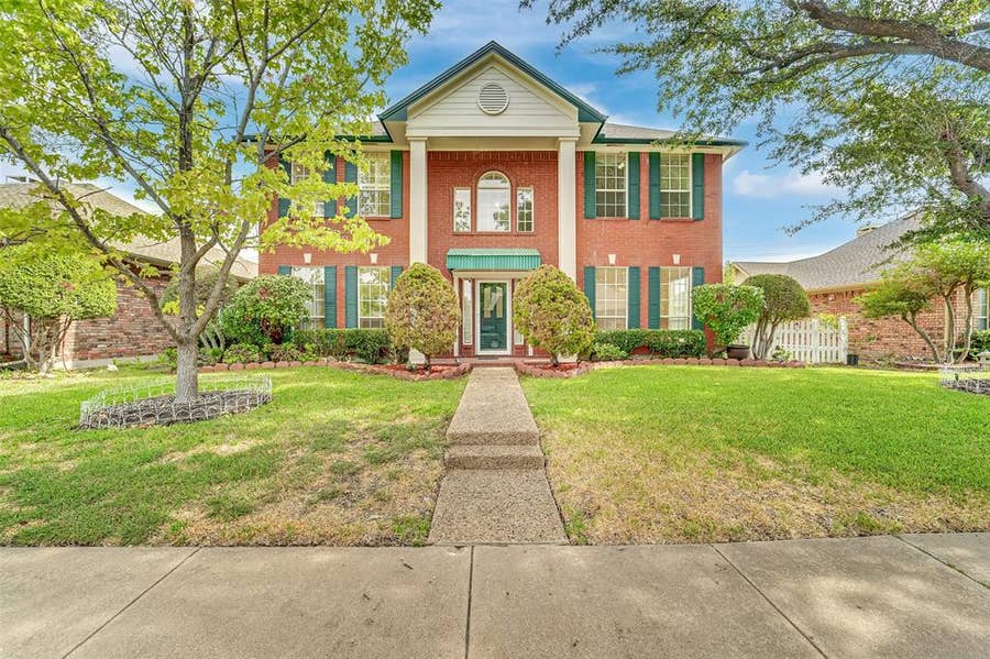Property photo for 4210 Stonecastle Drive, Garland, TX