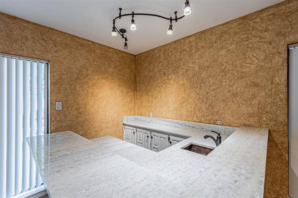8808 Sylvan Court, Fort Worth, TX 76120 8808 Sylvan Court, Fort Worth, TX 76120