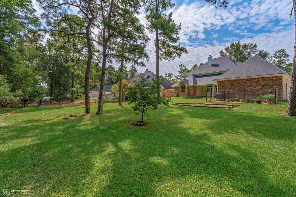 2921 N Pointe Drive, Shreveport, LA 71106