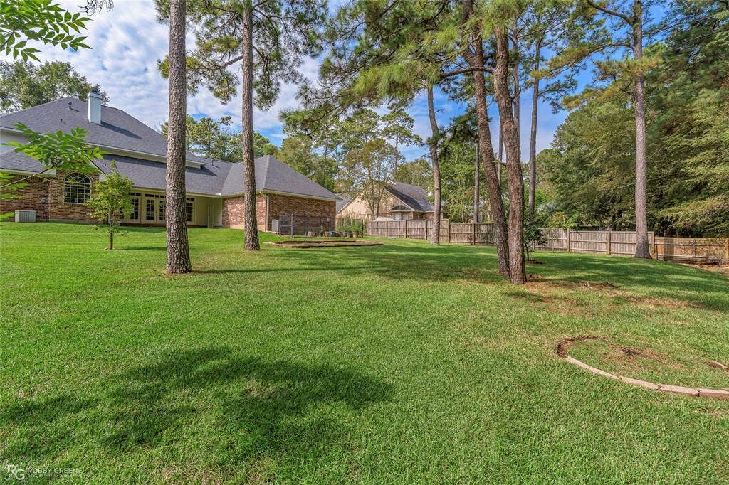 2921 N Pointe Drive, Shreveport, LA 71106