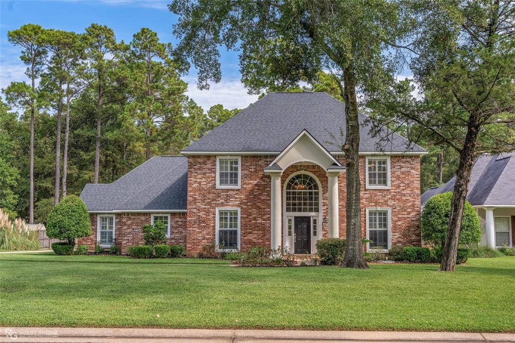 2921 N Pointe Drive, Shreveport, LA 71106