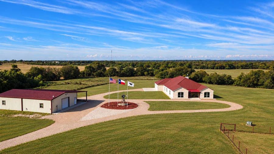 Property photo for 1220 Hinchliffe Road, Mexia, TX