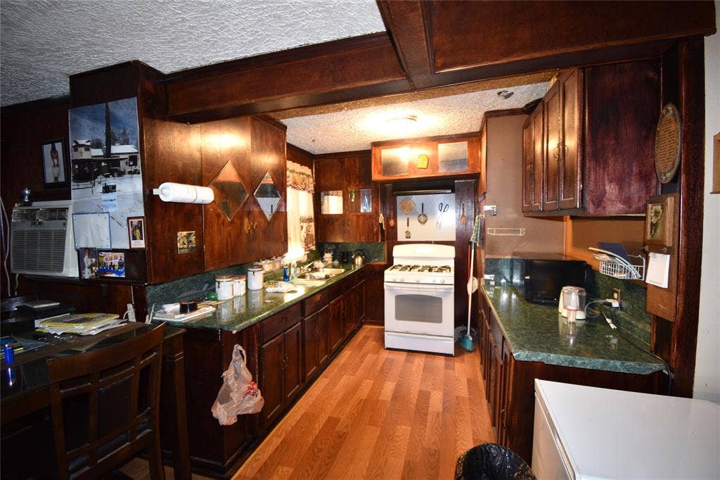 1760 Alma Street, Shreveport, LA 71108 1760 Alma Street, Shreveport, LA 71108