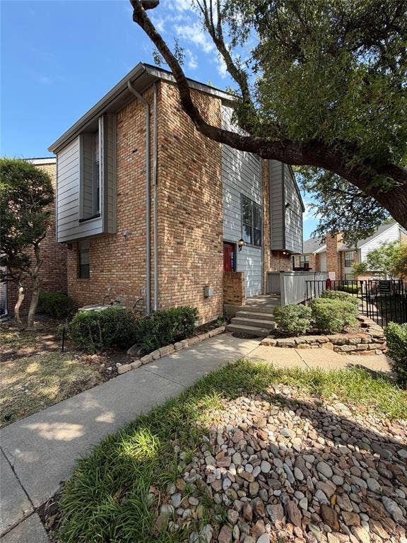 Property photo for 15151 Berry Trail, #707, Dallas, TX
