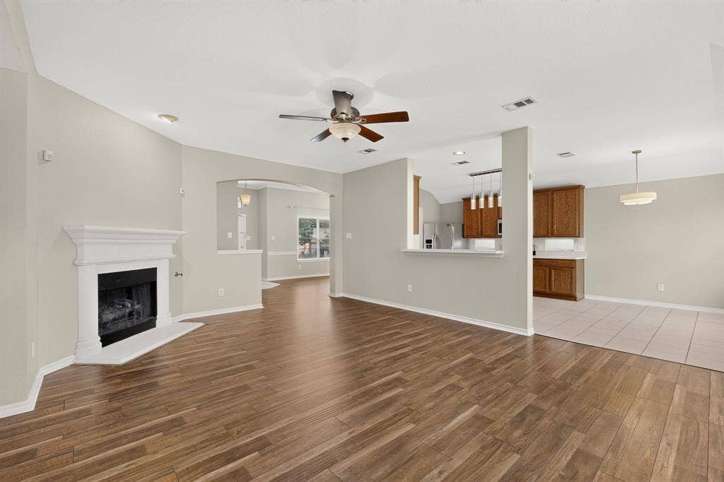 1214 Lake Trail Court, Wylie, TX 75098 Wood burning fireplace