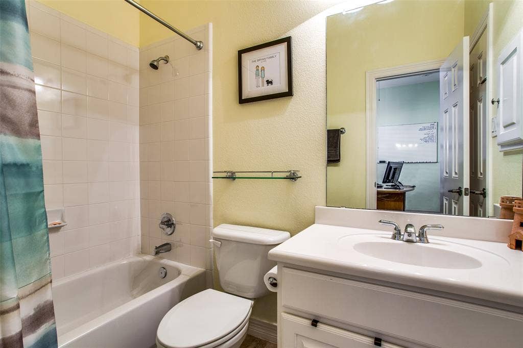 3610 Gillespie Street, #11, Dallas, TX 75219 3610 Gillespie Street, #11, Dallas, TX 75219