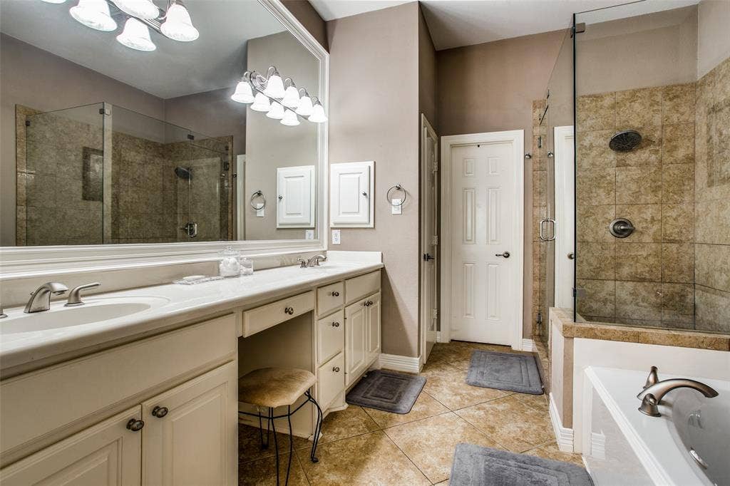 3610 Gillespie Street, #11, Dallas, TX 75219 3610 Gillespie Street, #11, Dallas, TX 75219