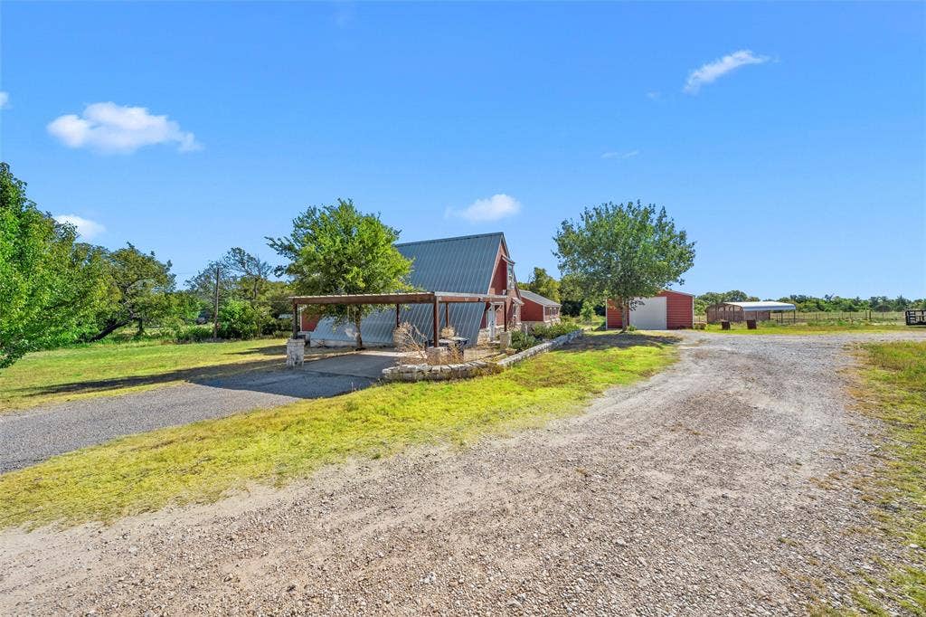 518 Warren Road, Lorena, TX 76655