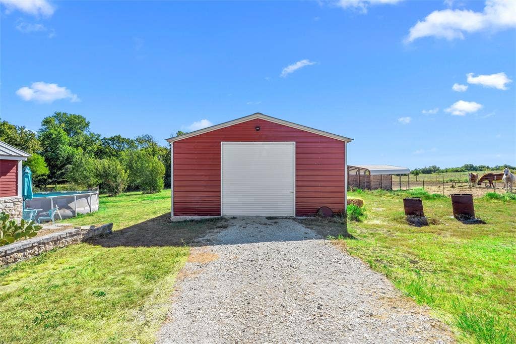 518 Warren Road, Lorena, TX 76655