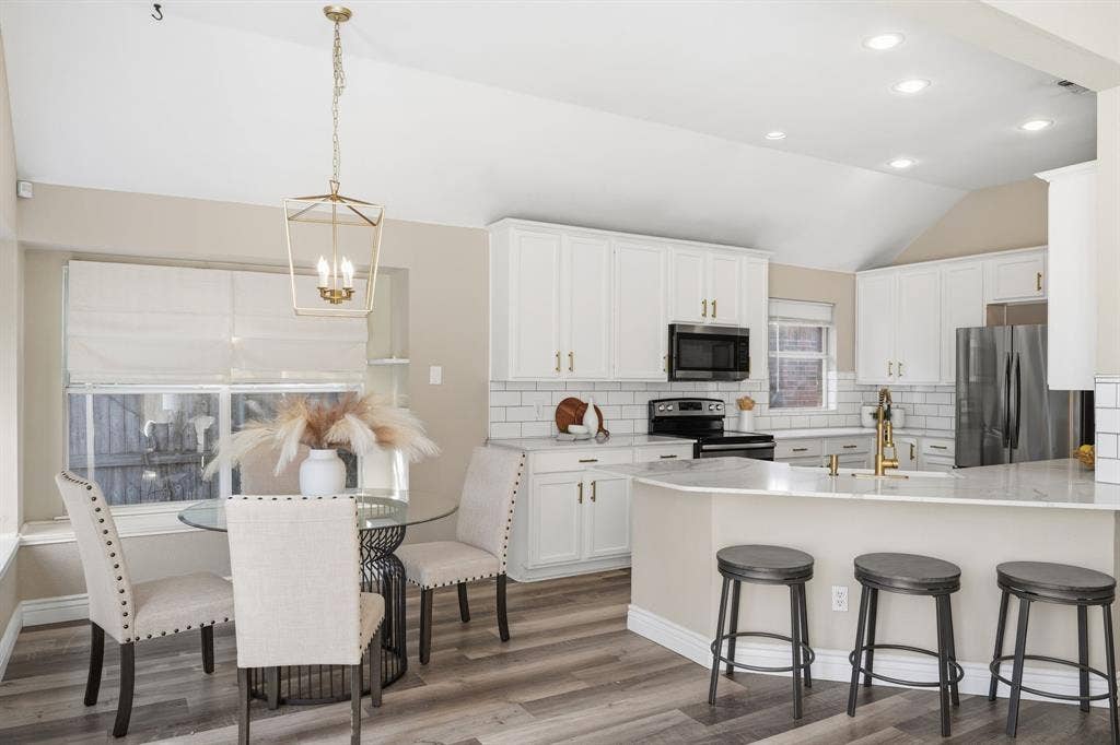 5425 Pebble Court, McKinney, TX 75072 5425 Pebble Court, McKinney, TX 75072