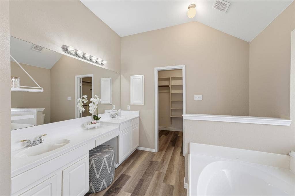 5425 Pebble Court, McKinney, TX 75072 5425 Pebble Court, McKinney, TX 75072