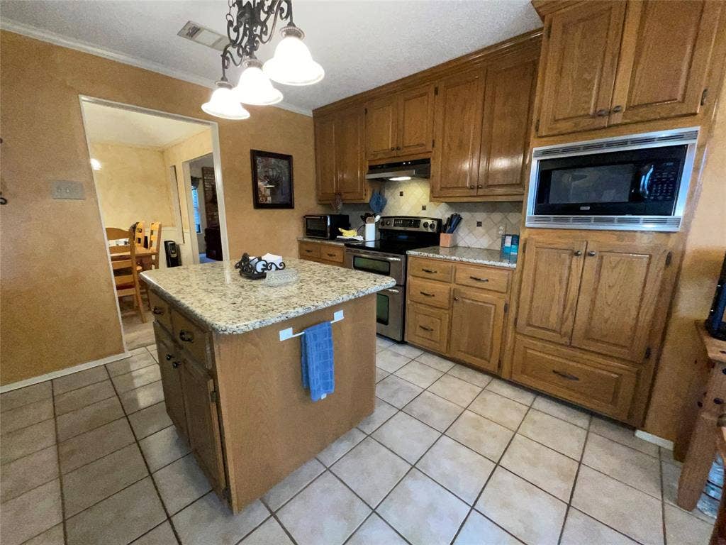 108 Jim Circle, Lorena, TX 76655 108 Jim Circle, Lorena, TX 76655