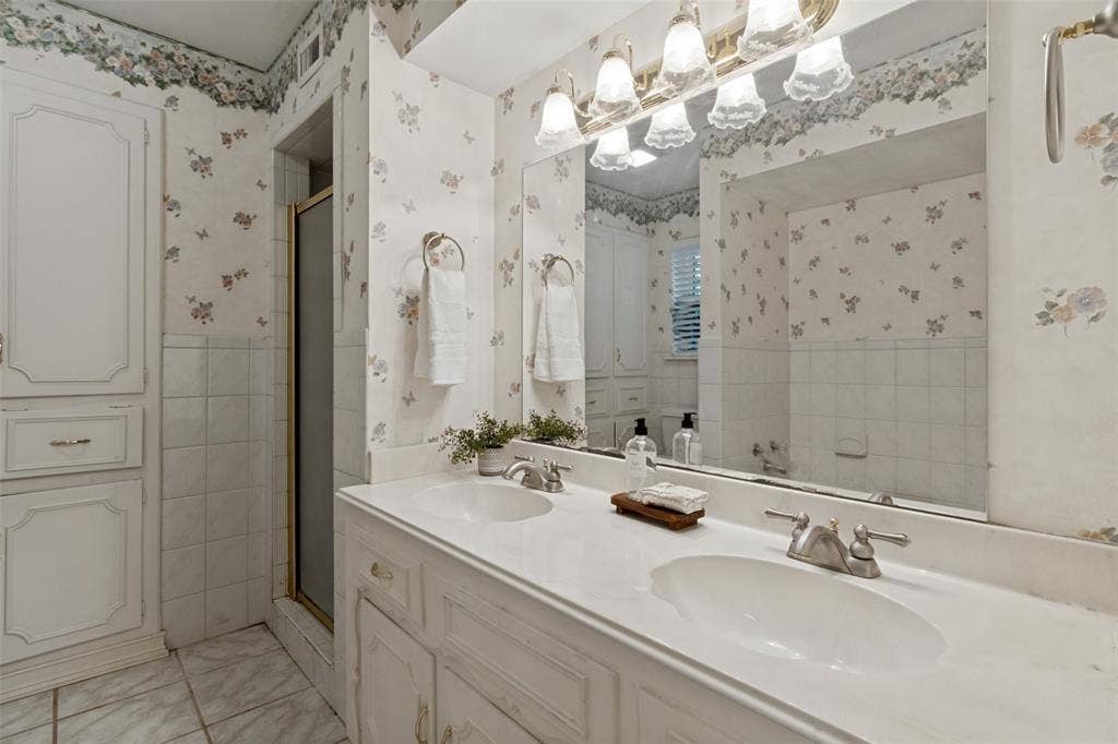 7625 Woodstone Lane, Dallas, TX 75248