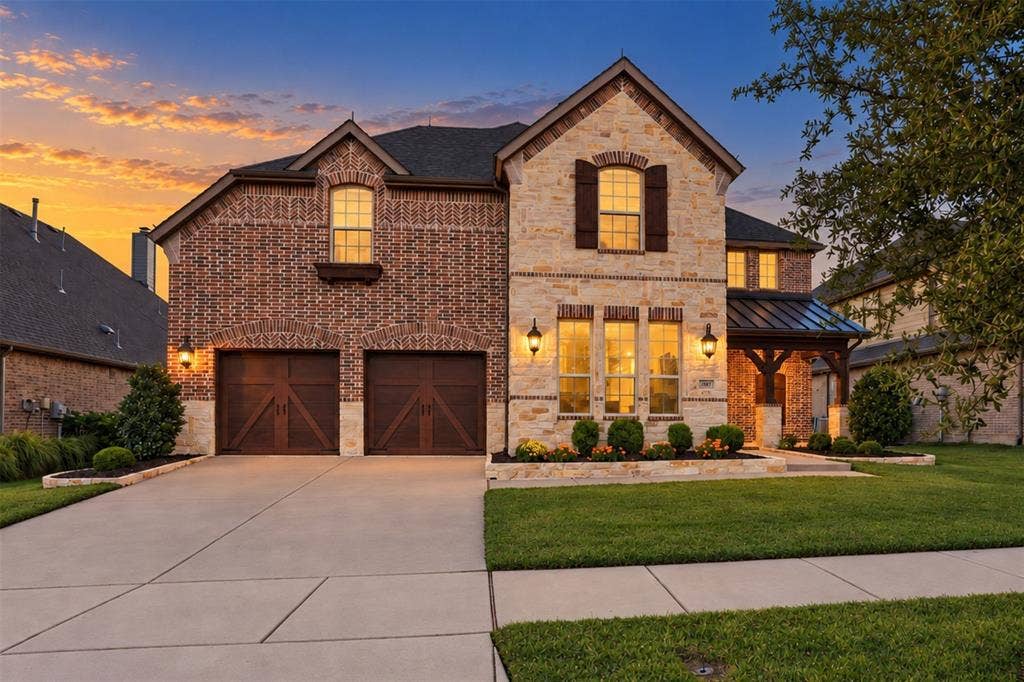 14027 Wheatfield Lane, Frisco, TX 75035 Welcome to this stunning home in Frisco, Texas