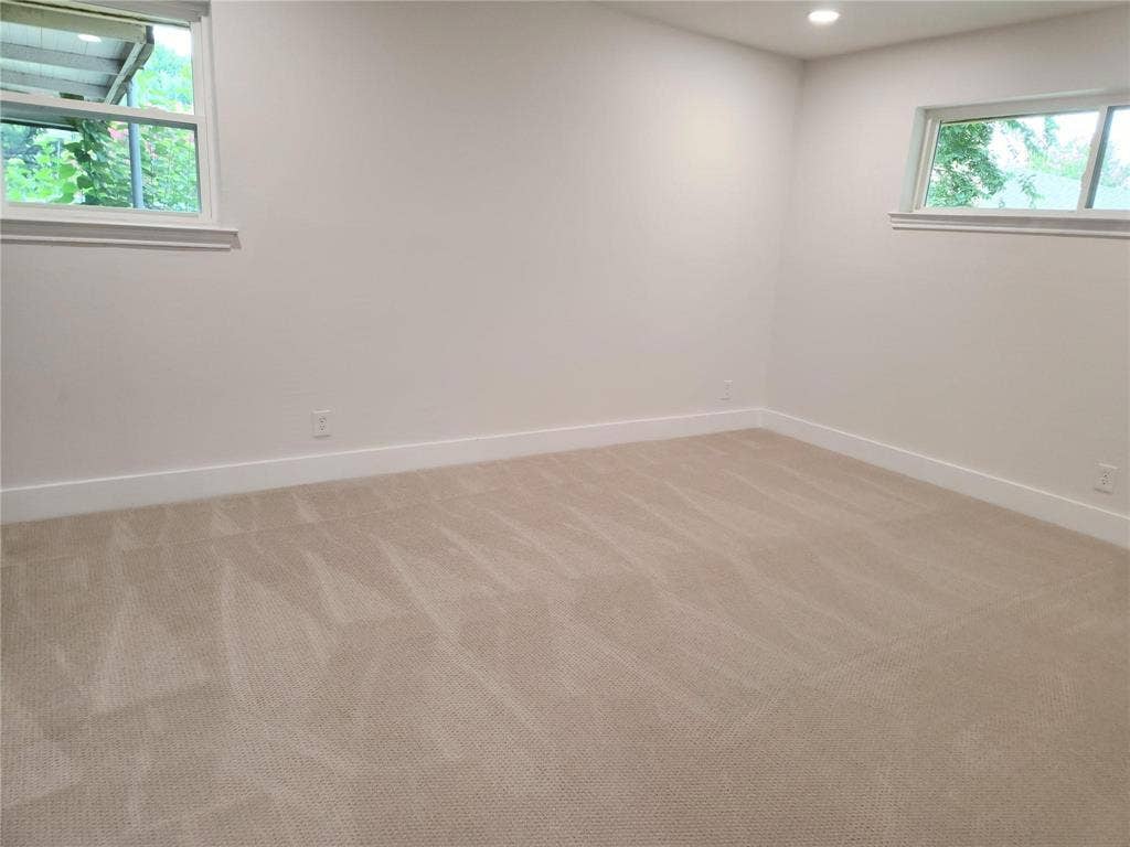 2705 Chadwick Drive, Plano, TX 75075 2705 Chadwick Drive, Plano, TX 75075