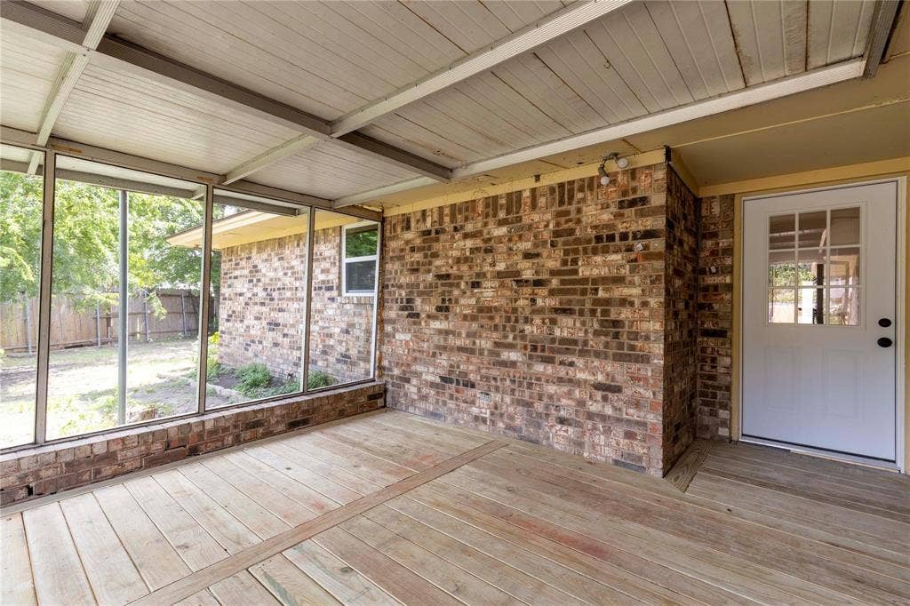 2705 Chadwick Drive, Plano, TX 75075 2705 Chadwick Drive, Plano, TX 75075