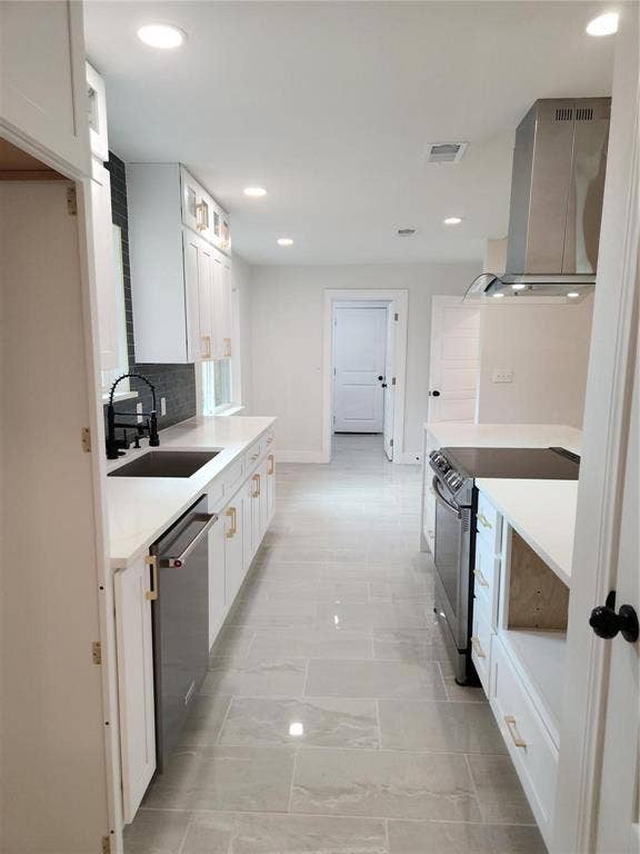 2705 Chadwick Drive, Plano, TX 75075 2705 Chadwick Drive, Plano, TX 75075