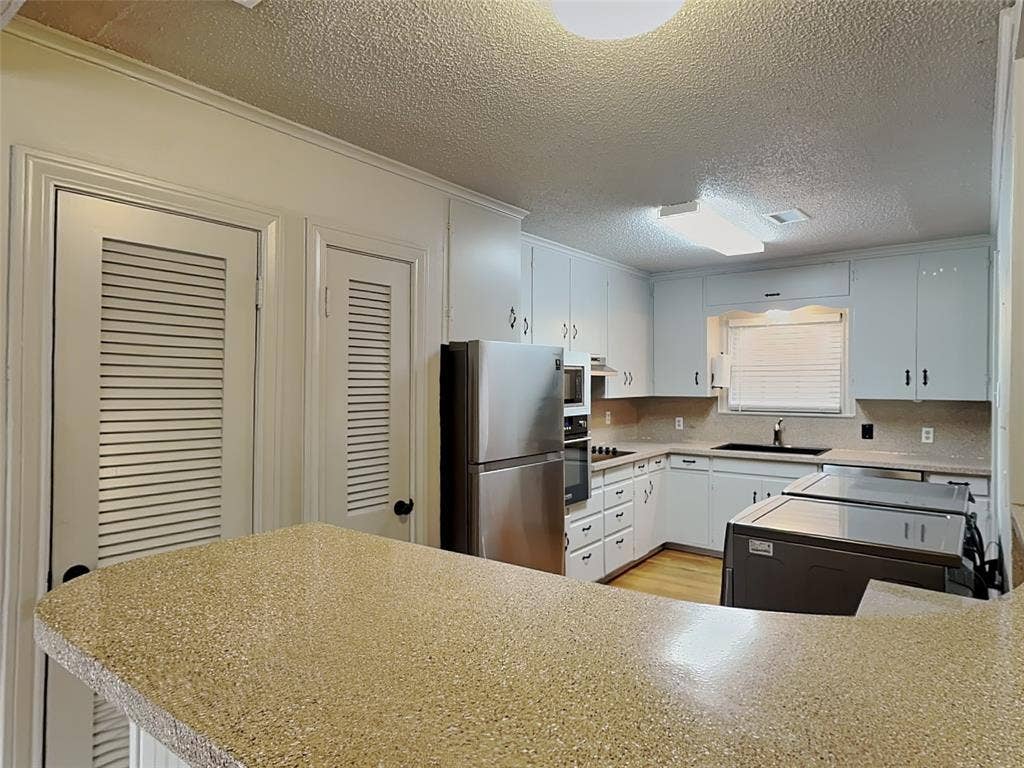 4124 Lovell Avenue, Fort Worth, TX 76107 4124 Lovell Avenue, Fort Worth, TX 76107