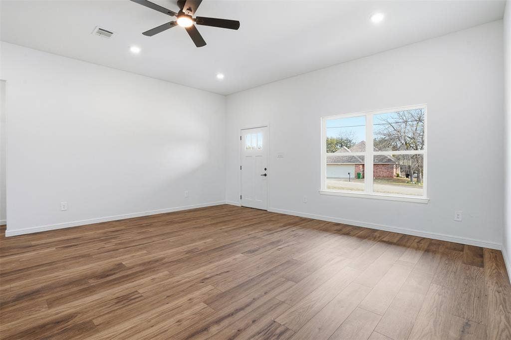 4300 Lucero Drive, Granbury, TX 76048 4300 Lucero Drive, Granbury, TX 76048