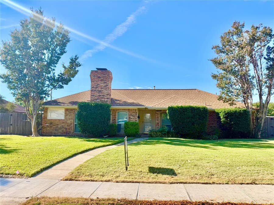 Property photo for 2406 Ridgeview Drive, Sachse, TX