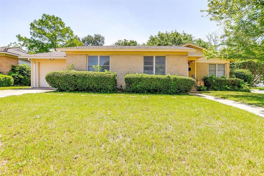 Property photo for 3921 Spurgeon, Fort Worth, TX