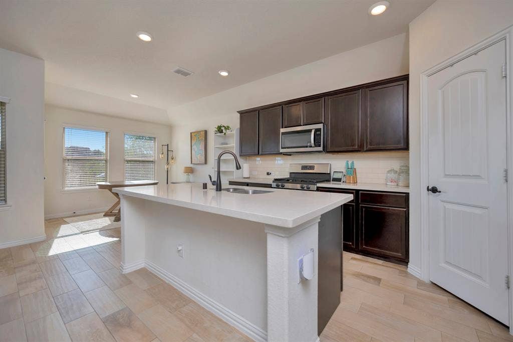 8457 Sweet Flag Lane, Fort Worth, TX 76123 8457 Sweet Flag Lane, Fort Worth, TX 76123