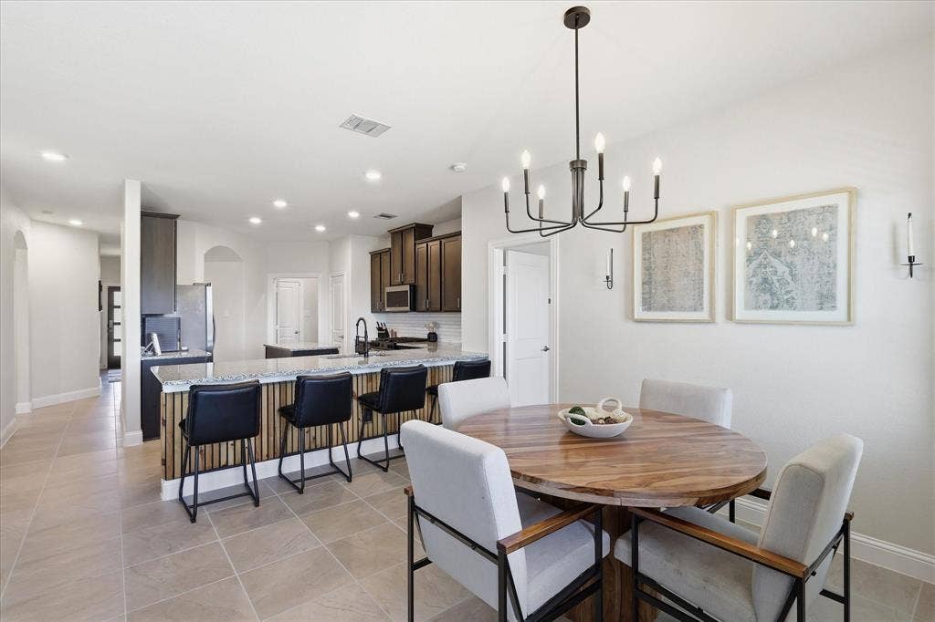2804 Ainsworth Road, Aubrey, TX 76227