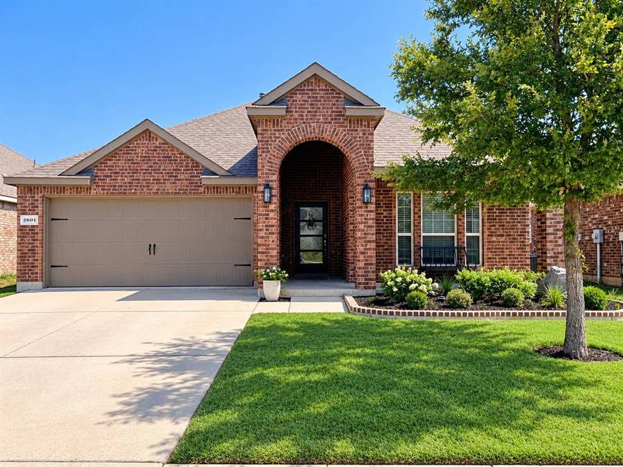 Property photo for 2804 Ainsworth Road, Aubrey, TX