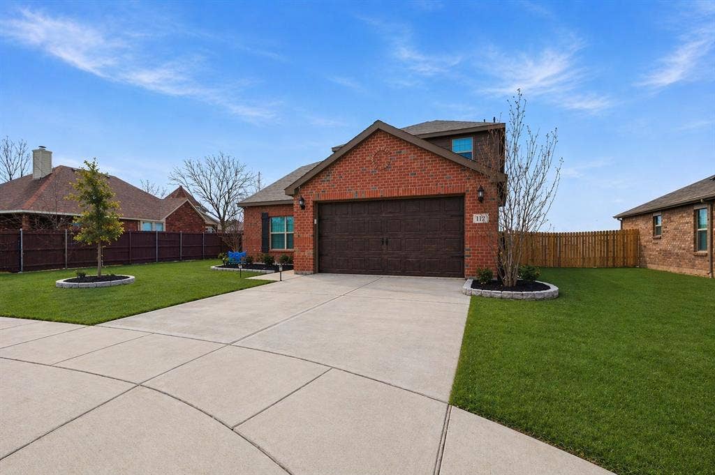112 Saloon Cove E, Newark, TX 76071 112 Saloon Cove E, Newark, TX 76071