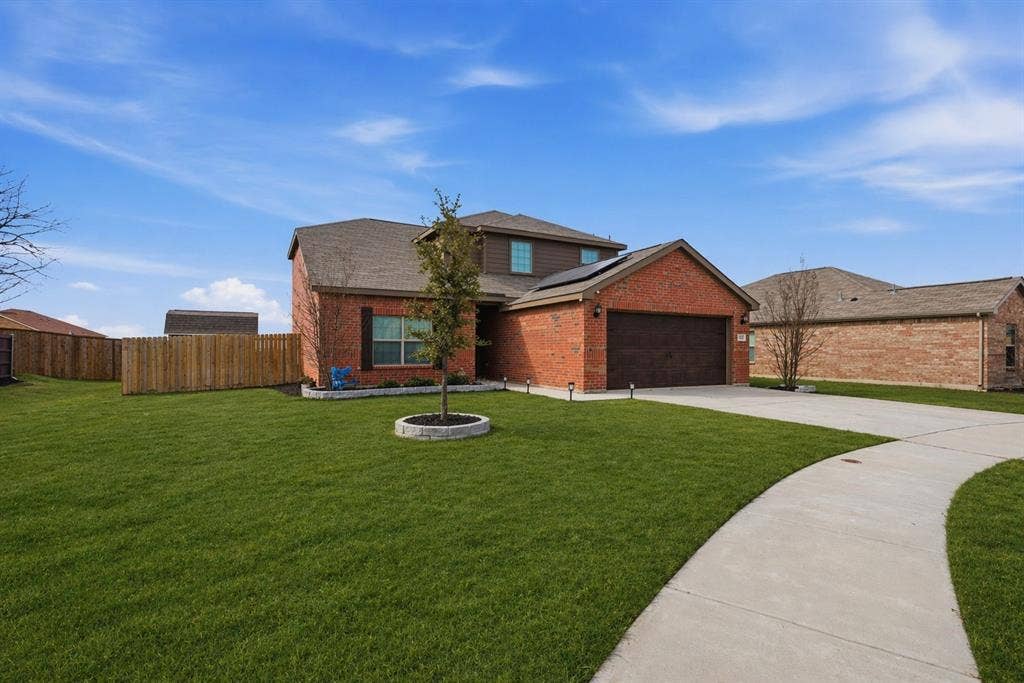 112 Saloon Cove E, Newark, TX 76071 112 Saloon Cove E, Newark, TX 76071