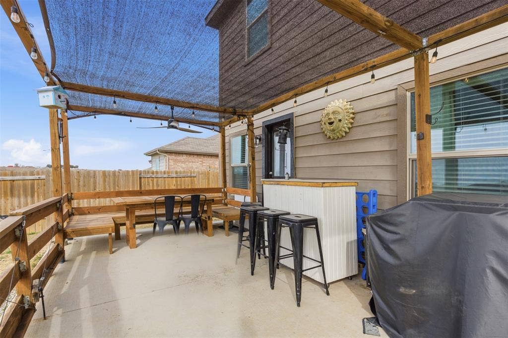 112 Saloon Cove E, Newark, TX 76071 112 Saloon Cove E, Newark, TX 76071