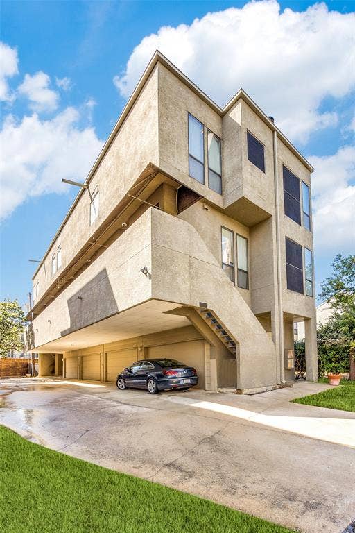 3907 Throckmorton Street, #2, Dallas, TX 75219 3907 Throckmorton Street, #2, Dallas, TX 75219