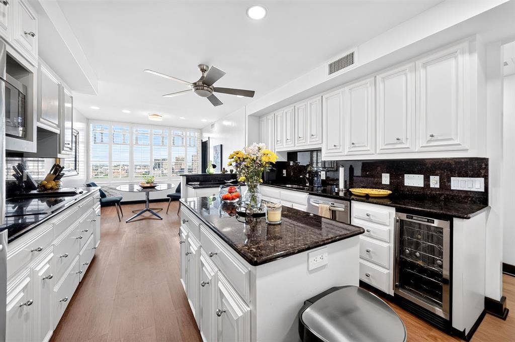 3525 Turtle Creek Boulevard, #17B, Dallas, TX 75219 3525 Turtle Creek Boulevard, #17B, Dallas, TX 75219